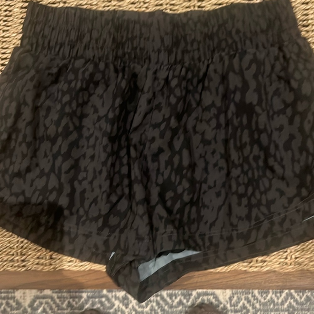 Varley leopard print workout black shorts